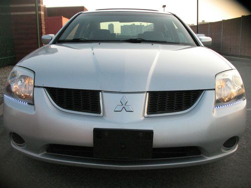 2004 mitsubishi galant es  * looks great runs new * 1 owner * low reserve!!!