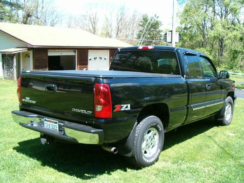 2003 Chevrolet Silverado 1500 LS Extended Cab Pickup 4-Door 5.3L, image 2