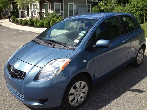 2007 toyota yaris hatchback mint! 40mpg!! 5spd! just serviced! warranty!