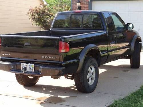 2000 chevrolet s-10  ls 4wd auto 4.3l v6 locking rear 3rd door