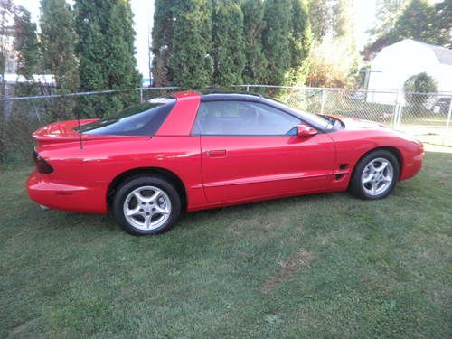 1998 pontiac firebird formula automatic ls1 18,812 miles "1 of a kind "