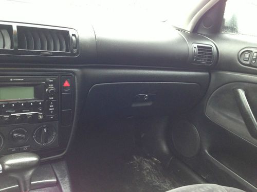 2004 Volkswagen Passat GLS 4 Motion Sedan 4-Door 1.8L, image 12