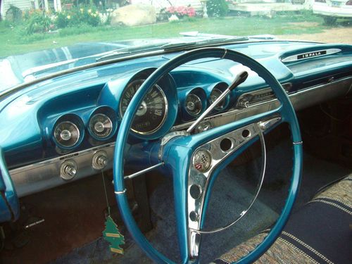 1959 Chevrolet Impala Base Sedan 4-Door 3.8L, image 2