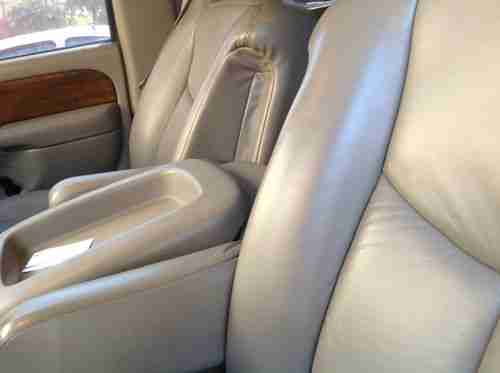 2005 Chevrolet Avalanche 1500 LS Crew Cab Pickup 4-Door 5.3L, image 6