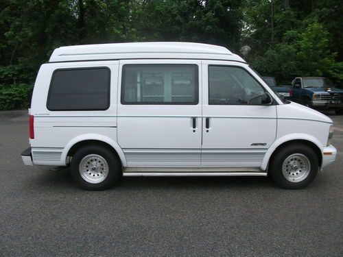 1998 chevrolet astro lt high top conversion van with wheelchair lift