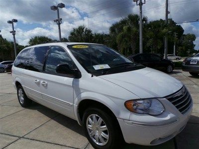 2005 touring leather rear entertainment cd player