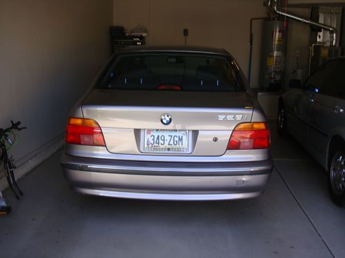 1997 bmw 528i base sedan 4-door 2.8l