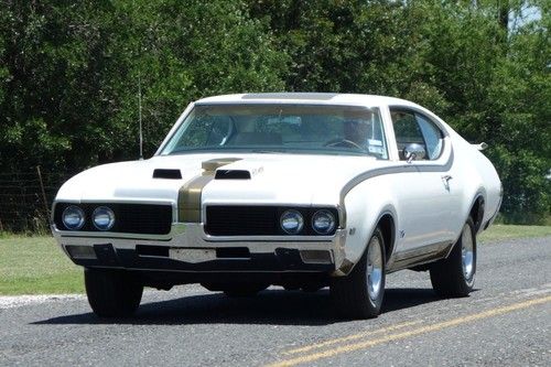 1969 oldsmobile 442 hurst/olds american muscle tribute / 4-speed 455 v8
