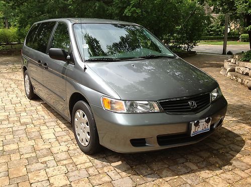 2001 honda odyssey minivan, one owner,124 k-everything runs well