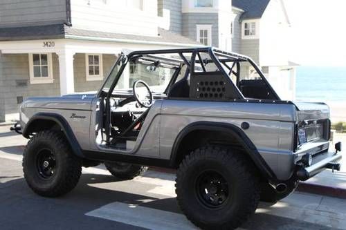 1966 ford bronco - 1st year