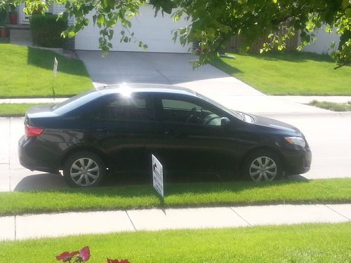 2010 toyota corolla le sedan 4-door 1.8l