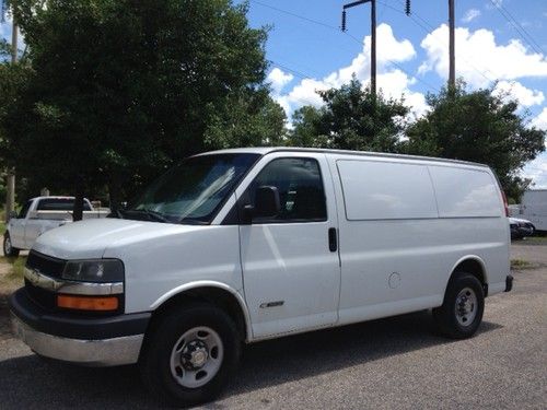 2003 chevrolet express 3500 base standard cargo van 3-door 6.0l