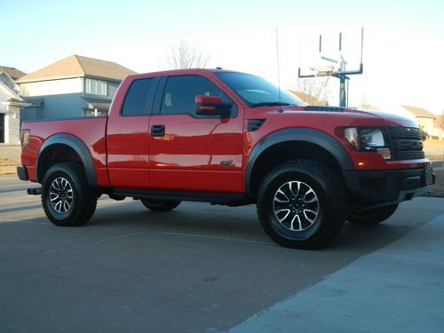 2012 ford f150 raptor svt extended cab 4-door 6.2 l