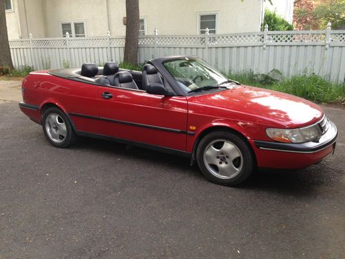 1997 saab 900se turbo convertible red/black, auto, low miles