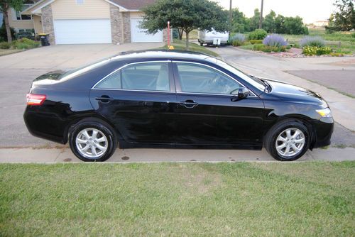 2011 toyota camry le sedan 4-door 2.5l