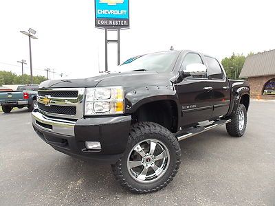 2010 chevy silverado 1500 4x4 lifted 20" chrome 35" mud tires heated leather