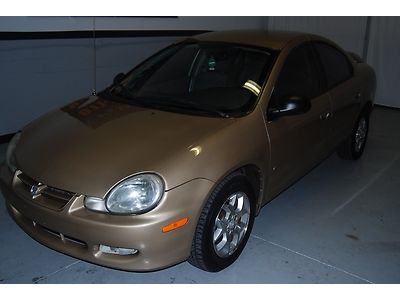 2002 neon 78k miles 4dr sedan gold 4 cyl 31 mpg  clean title low reserve!!