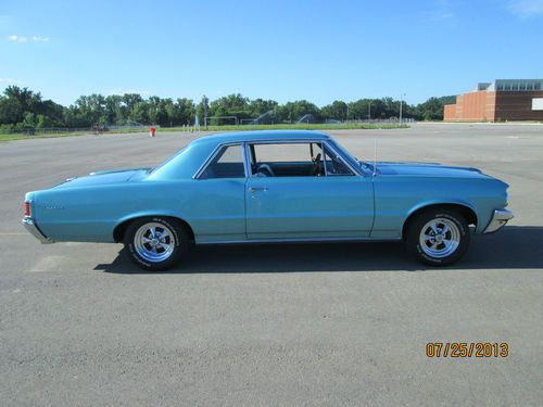 1964 pontiac tempest base 6.4l  aqua marine ,2door,