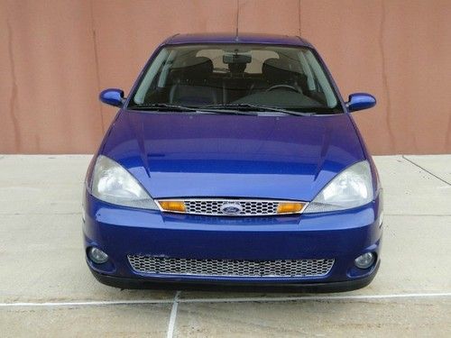 2002 focus svt hatchback 1onenrare5speedwarranty