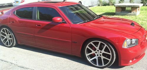 2006 dodge charger srt8 hemi ****mint condition****
