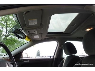 NEW TIRES! VERY CLEAN! One Owner - Remote Start - Sunroof - Premium Cloth Seats, image 28