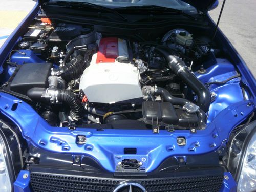 Mercedes SLK230 Hardtop Convertible **CREAM PUFF**, image 7