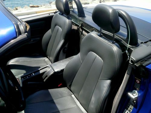 Mercedes SLK230 Hardtop Convertible **CREAM PUFF**, image 12