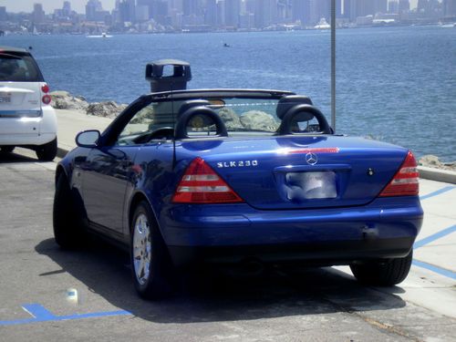 Mercedes SLK230 Hardtop Convertible **CREAM PUFF**, image 24