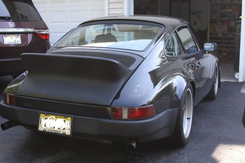 1984 PORSCHE 911 CARRERA COUPE BLACK MODIFIED RUNS GREAT, image 2