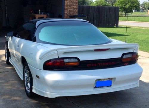 2000 chevrolet camaro z28 coupe 2-door 5.7l