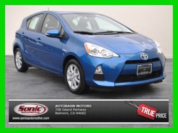 2012 prius c navigation 5110 miles, backup camera