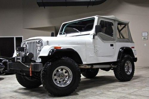 Fully restored 1980 jeep cj7 with chevy small block v8..garage kept 4x4