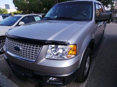 Xlt suv 5.4l cd 4x4 bucket seats, running boards triton v8