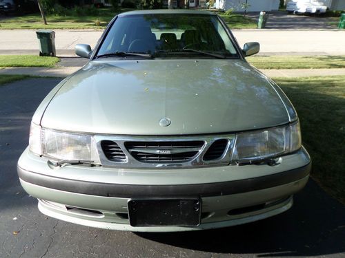 2002 saab 9-3 se ,clean,serviced,cold ac,no reserve.