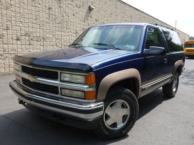 Chevrolet tahoe 1500 lt 2dr 4wd power  leather free autocheck no reserve