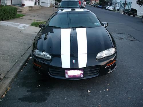 2000 chevy camaro black, white rally stripes, automatic 3.8