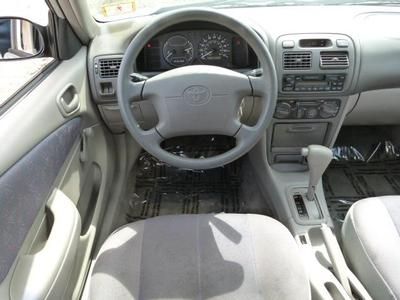 4dr Sdn VE A 1.8L AM/FM Stereo Cassette Player Air Conditioning Bucket Seats, US $4,425.00, image 7