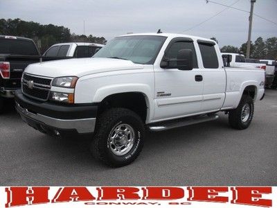 Silverado lt extended cab 2500hd 4x4 duramax diesel 29k miles $48k msrp