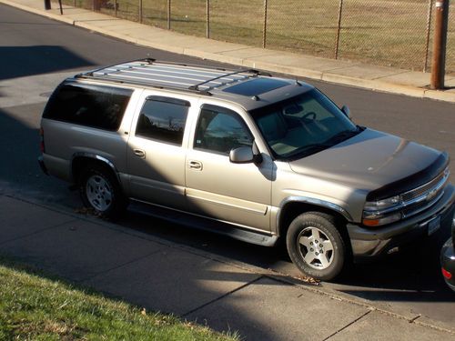 2005 chevrolet suburban 1500 tan 2 owner 198,000 miles