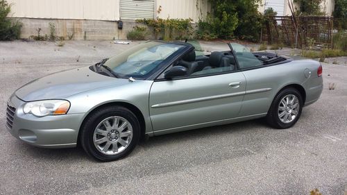 2004 chrysler sebring touring convertible 2-door 2.7l