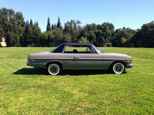 1972 mercedes benz 250c coupe  w114 restored runs great , rust free !