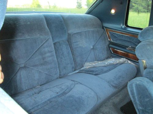 Lincoln Continental 1977 Town Coupe Classis Antique No Reserve, US $3,900.00, image 9