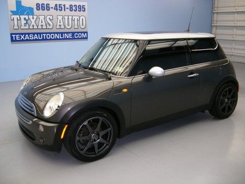 We finance!!!  2006 mini cooper hardtop pano roof leather 5 speed texas auto