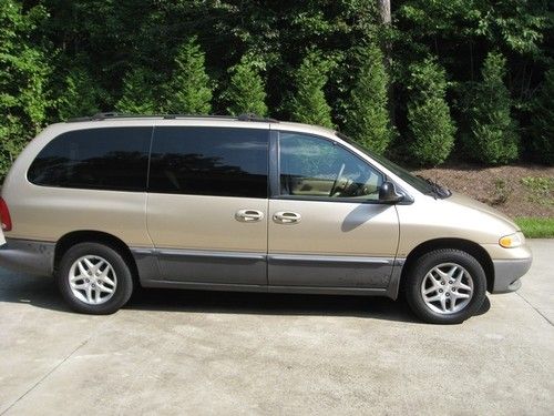 1998 dodge grand caravan  le rear a/c no reserve