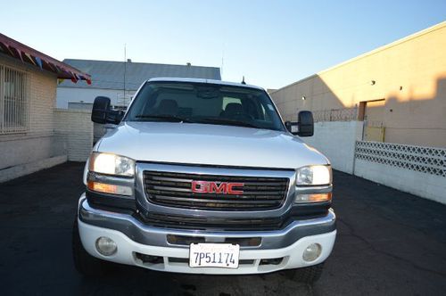 2004 gmc sierra 2500 hd