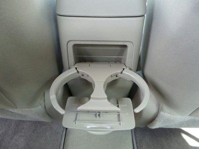 LE 1.8L CD Front Disc/Rear Drum Brakes Wheel Covers Steel Wheels Power Mirror(s), image 21