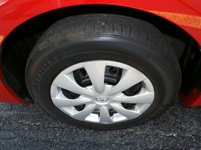 LE 1.8L CD Front Disc/Rear Drum Brakes Wheel Covers Steel Wheels Power Mirror(s), image 23