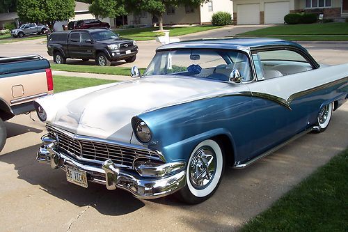 1956 ford fairlane victoria