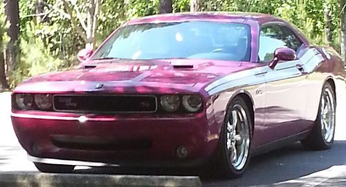 Fushia 2010 dodge challenger hemi