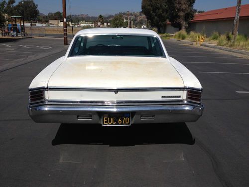 1967 CHEVELLE MALIBU HARDTOP RARE 4 DOOR MANUAL TRANSMISSION ONLY 2,650 PRODUCED, image 5